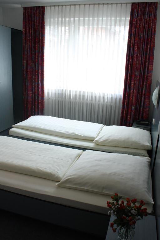 Hotel Diplomat Φραγκφούρτη Δωμάτιο φωτογραφία