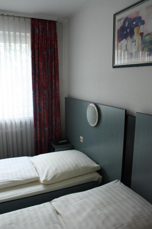 Hotel Diplomat Φραγκφούρτη Δωμάτιο φωτογραφία